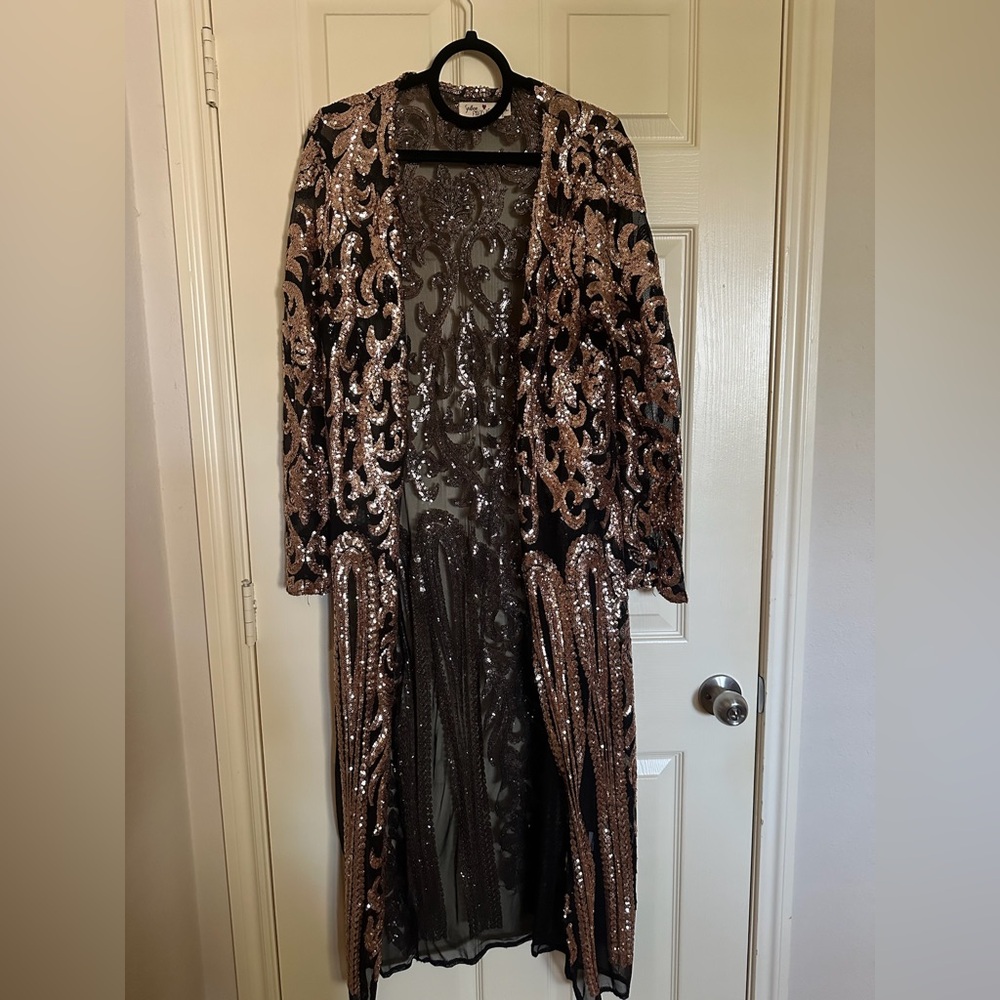 Elegant sequin duster